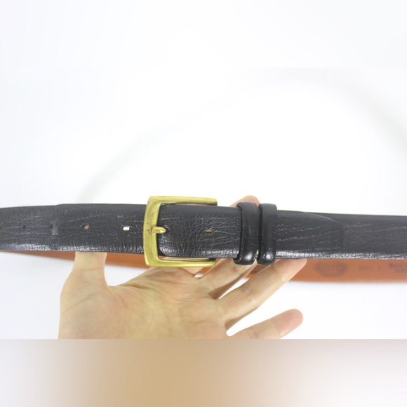 Men’s Black Leather Dress Belt with Texture, Bench Craft Made in Canada - Picture 4 of 8